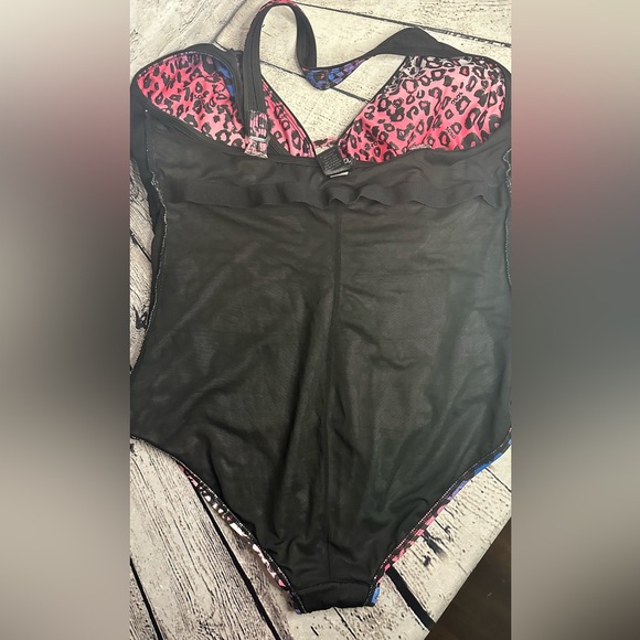 XOXO Cheetah Print Swimsuit 2X Plus Pink White Blue One piece Bathing Suit - Picture 7 of 13